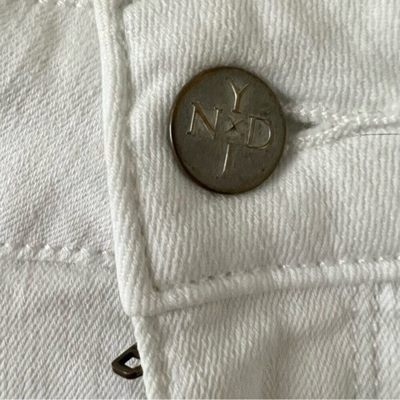 NYDJ Alina Lift Tuck Embroidered Ankle White Stretch Jeans SZ 12 - Picture 5 of 15